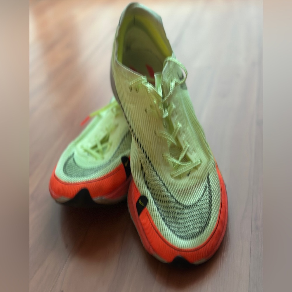 Nike ZoomX Vaporfly Next% 2 - Volt/Bright Crimson - Running shoes Size 12US - Picture 3 of 7